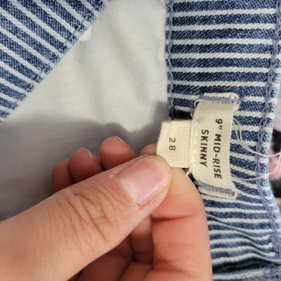 Madewell 9" Skinny Jeans in Piper Stripe - Picture 4 of 7